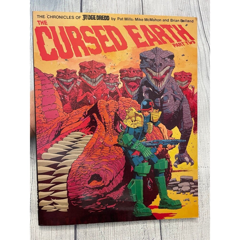 The Cursed Earth Part 2 Judge Dredd Graphic Novel Book By Pat Mills, Titan, 1982